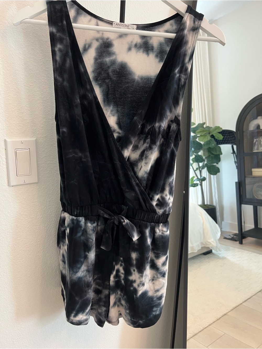 Antisuit Black & White Tie-Dye Sleeveless Dress